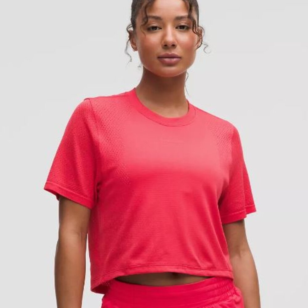 Lululemon Swiftly High-Low Cropped Short-Sleeve Shirt